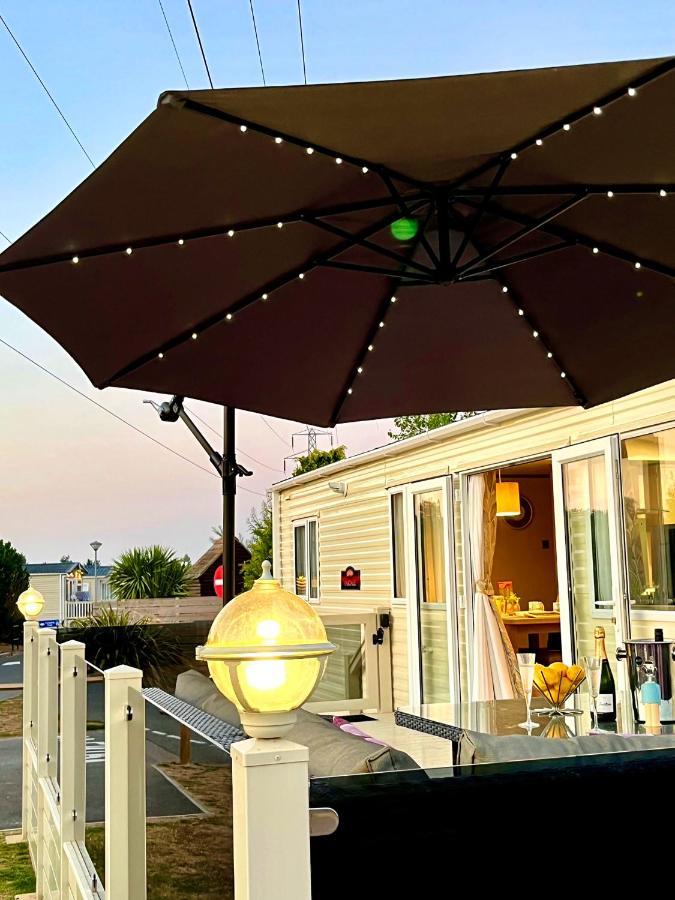 Good Ship Lollipop Lodge - Birchington-On-Sea - 6 Mins Drive To Minnis Bay Beach Exterior foto